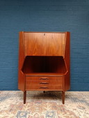 Meuble d'angle vintage / Meuble bar