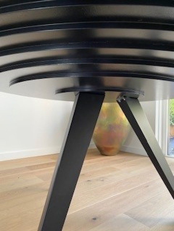 Image 1 of Odesi Belly table Kees Marcelis