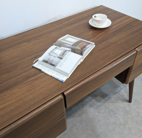 Image 1 of Elegant contemporary walnut desk