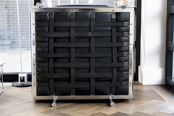 Image 1 of Poltrona Le Corbusier LC2