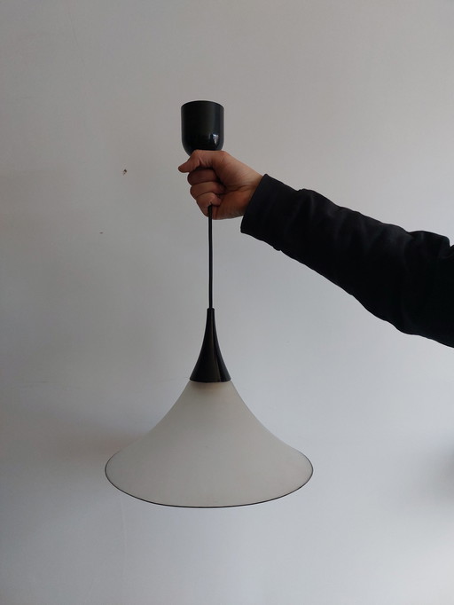 Plafonnier vintage à chapeau de sorcière