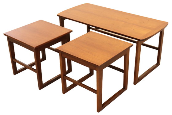 Image 1 of Coffee table with nesting tables 'Ossett' vintage