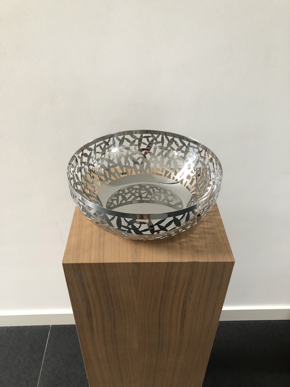 Alessi bowl cactus new. | 93 | Whoppah
