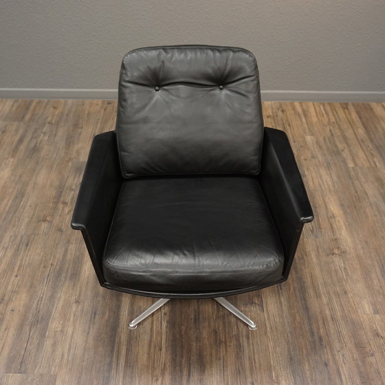 Image 1 of COR Sedia Armchairs Leather