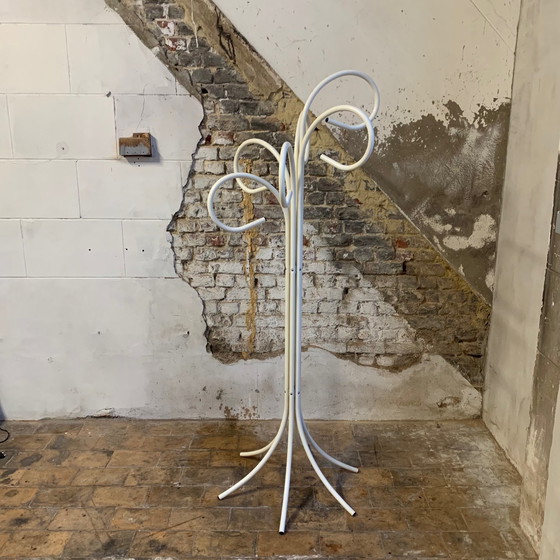 Image 1 of Original coat rack in white lacquered metal from the 80s