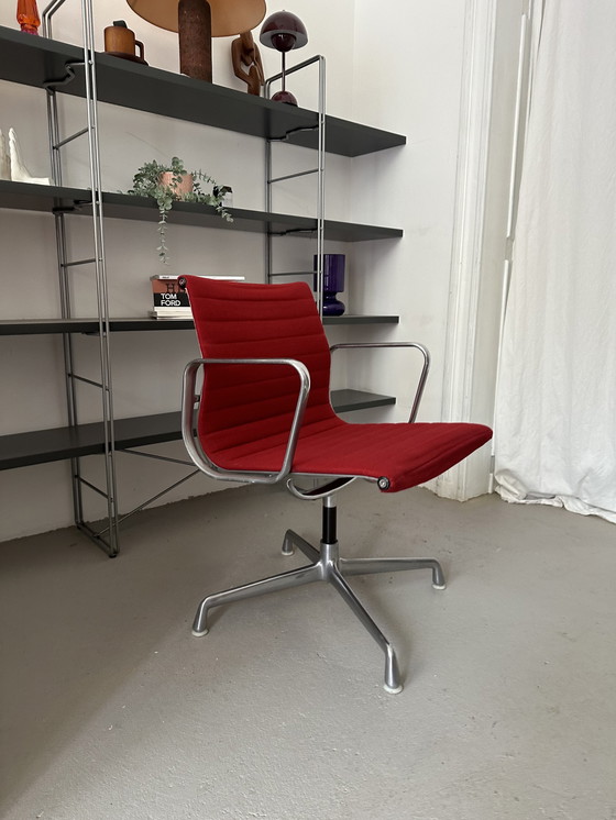 Image 1 of Herman Miller Ray eames EA108 chaise