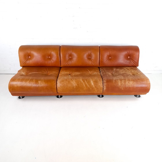 Image 1 of Vintage 3-seater sofa
