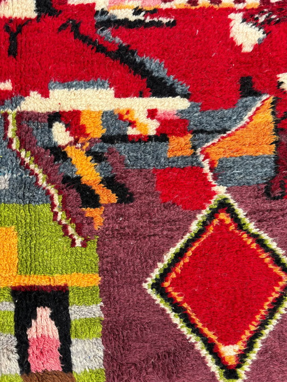 Image 1 of Tapis marocain abstrait tissé à la main