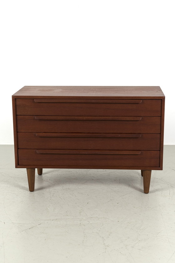 Image 1 of Cassettiera vintage in teak