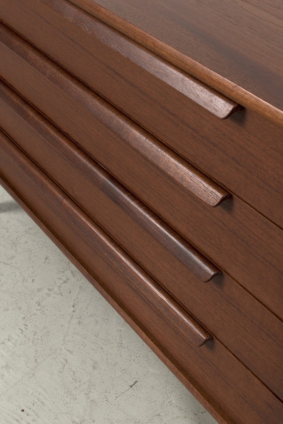 Image 1 of Cassettiera vintage in teak