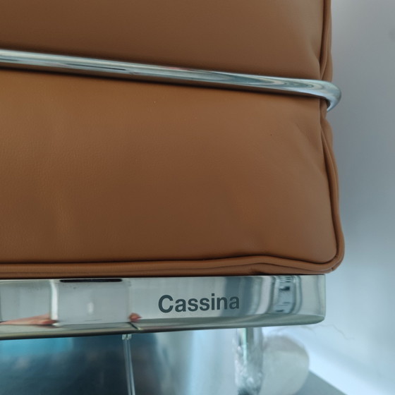 Image 1 of Cassina LC2 - Piumino in pelle Le Corbusier Cognac