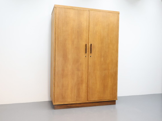 Image 1 of Armoire vintage 2 portes chêne Palissandre