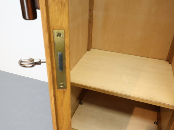 Image 1 of Armoire vintage 2 portes chêne Palissandre