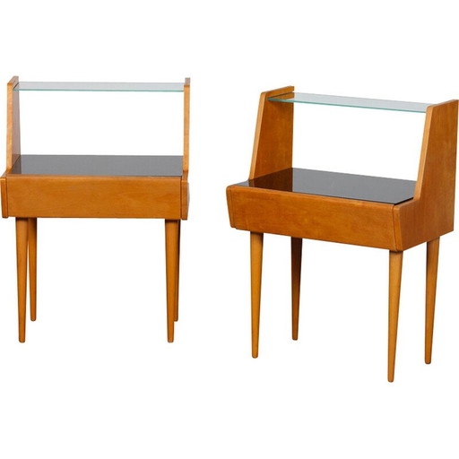 Pareja de mesitas de noche vintage en madera y opalina negra, 1960