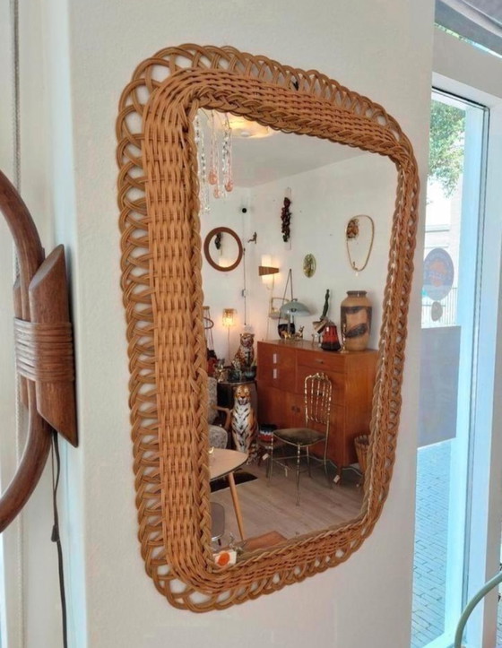 Image 1 of Grand miroir conique en rotin Vintage