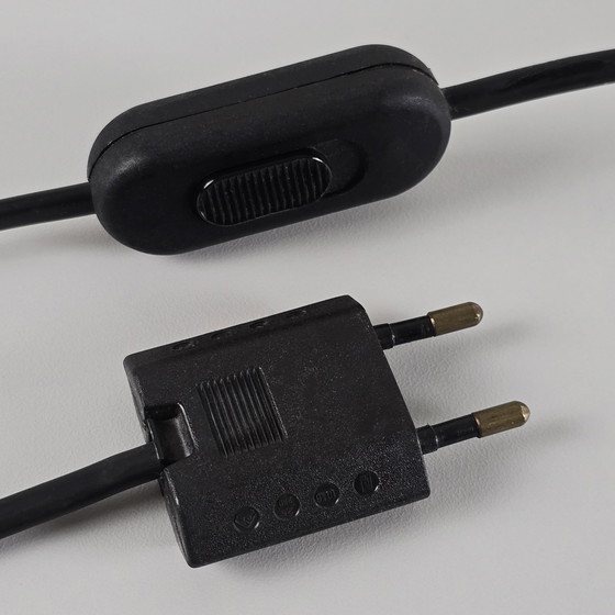 Image 1 of Lampada da parete vintage regolabile in metallo rosso massiccio con apertura a ribalta, disegnata da Gérard Gossé, Belgio, anni 