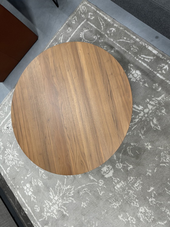 Image 1 of Rolf Benz 926 Coffee table Walnut wood D100