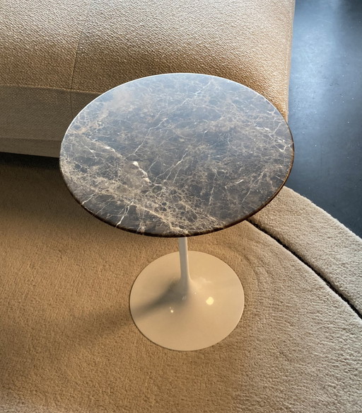 Knoll Saarinen Side Table