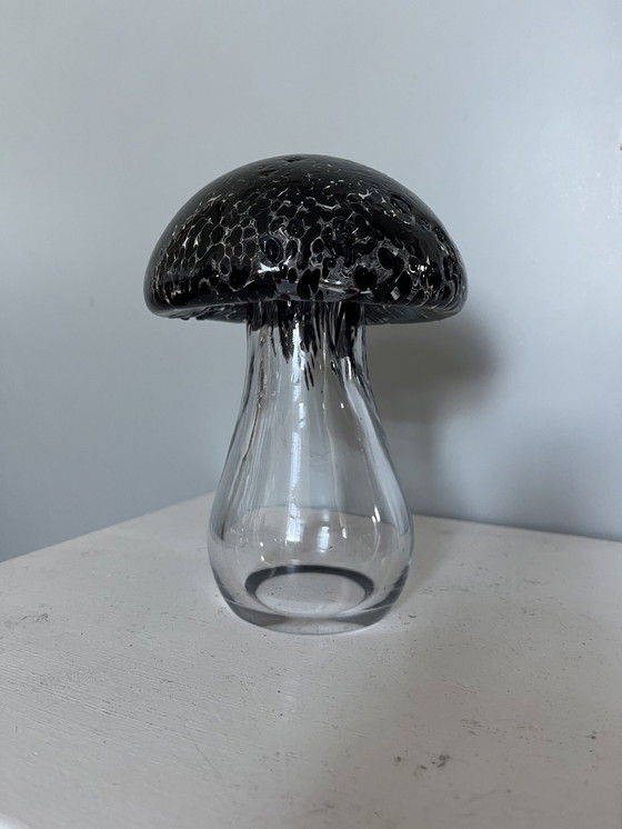 Image 1 of Oggetto in vetro a forma di fungo dal design vintage