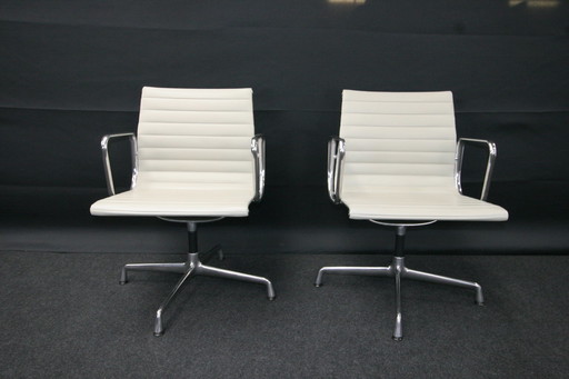 VITRA ALU CHAIR EA 108 en cuir (plusieurs disponibles)