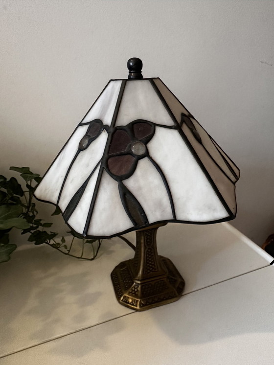 Image 1 of Tiffany style lamp