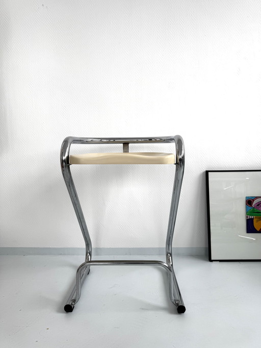 3X Lammhults S70-3 bar stool