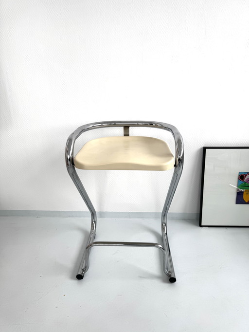 3X Lammhults S70-3 bar stool