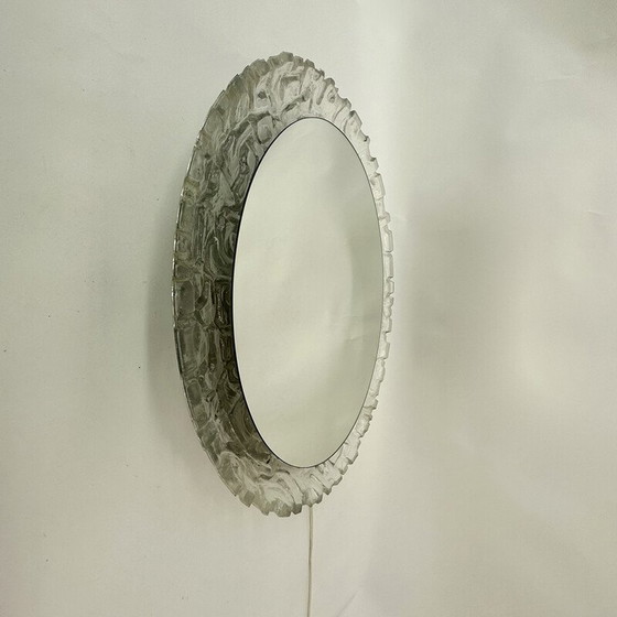 Image 1 of Specchio ovale da parete in lucite vintage Hillebrand con retroilluminazione, Germania anni '70