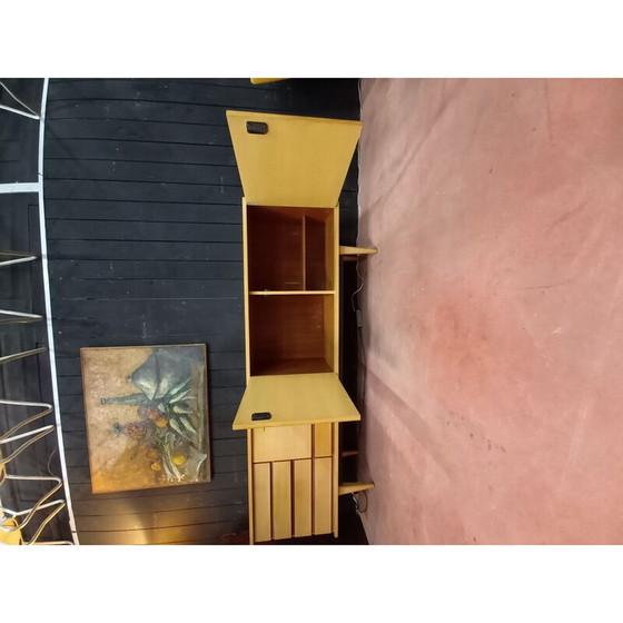 Image 1 of Credenza vintage in legno chiaro