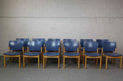 Set Of 12 Chairs At Kusch Co.