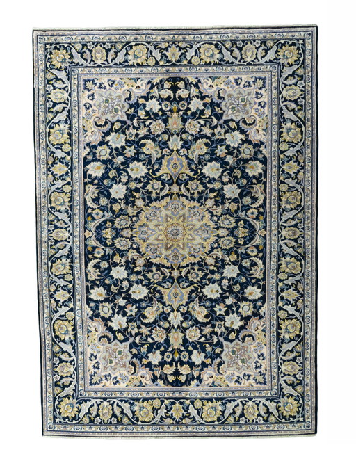 Hand-knotted Nadjafabad carpet - 320 X 220 Cm