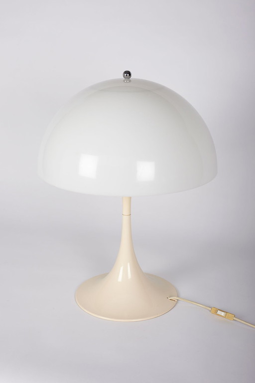 Lampe de table Panthella conçue par Verner Panton pour Louis Poulsen, Danemark, années 1970.