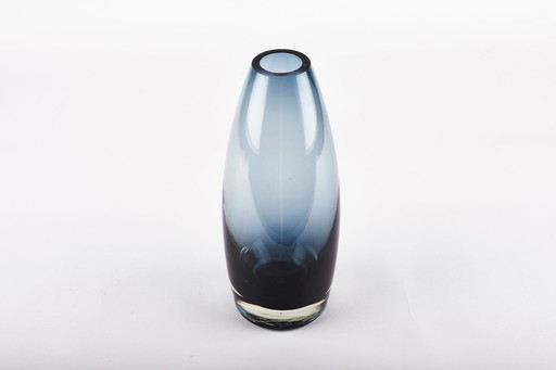 Vase modèle 1365 Conçu par Tamara Aladin pour Riihimäen Lasi Oy, Finlande, années 1960.