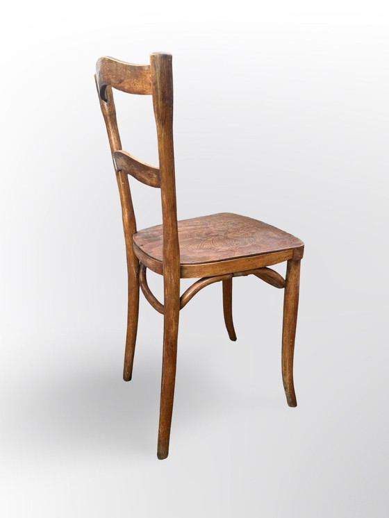Image 1 of Belle chaise Art Nouveau (type chaise de bistrot) avec assise imprimée dans le style typique de l'Art Nouveau.