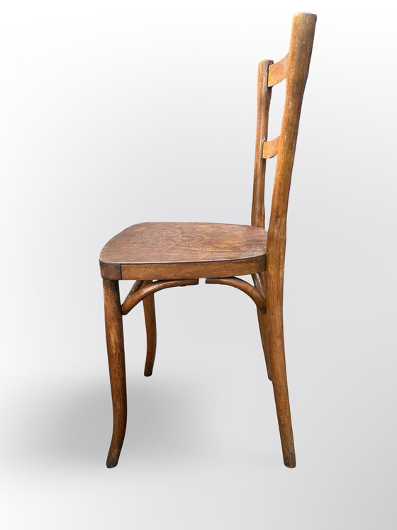 Image 1 of Belle chaise Art Nouveau (type chaise de bistrot) avec assise imprimée dans le style typique de l'Art Nouveau.