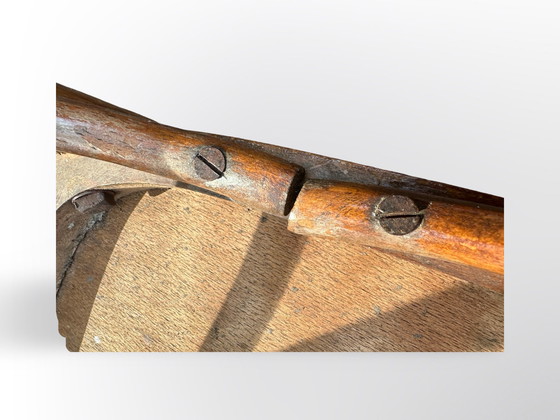 Image 1 of Belle chaise Art Nouveau (type chaise de bistrot) avec assise imprimée dans le style typique de l'Art Nouveau.