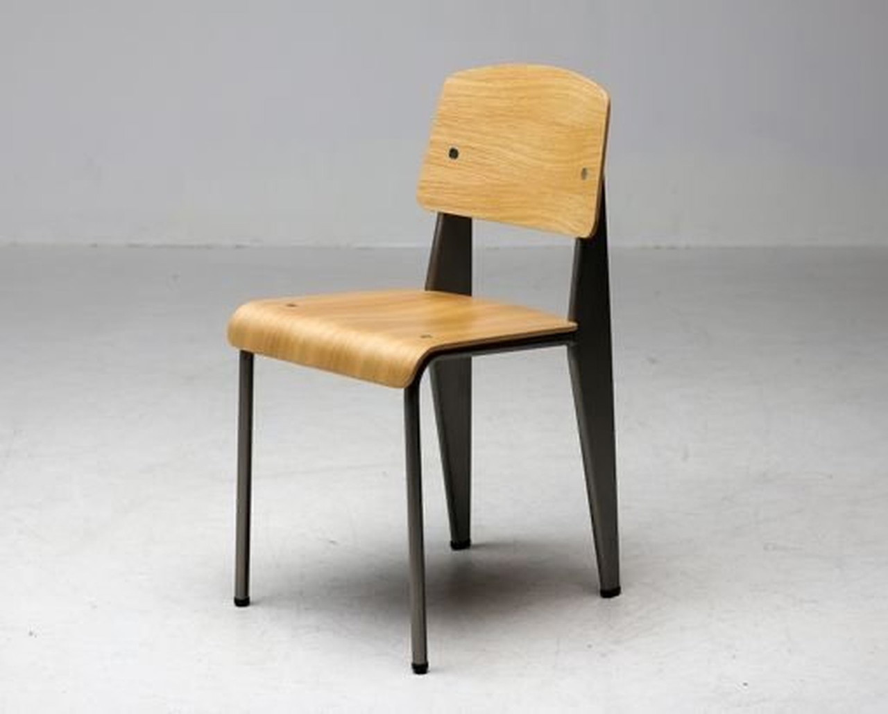 ① Jean Prouve  STANDARD CHAIR  リプロダクト　2脚 Standard Chair by Jean Prouvé for Vitra – Vertigo Home