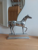 Cheval en métal vintage aluminium argent
