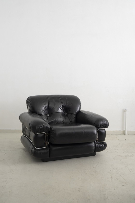 Image 1 of 1 Ceriotti Pompon loungechair