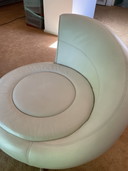 2 fauteuils en cuir vintage
