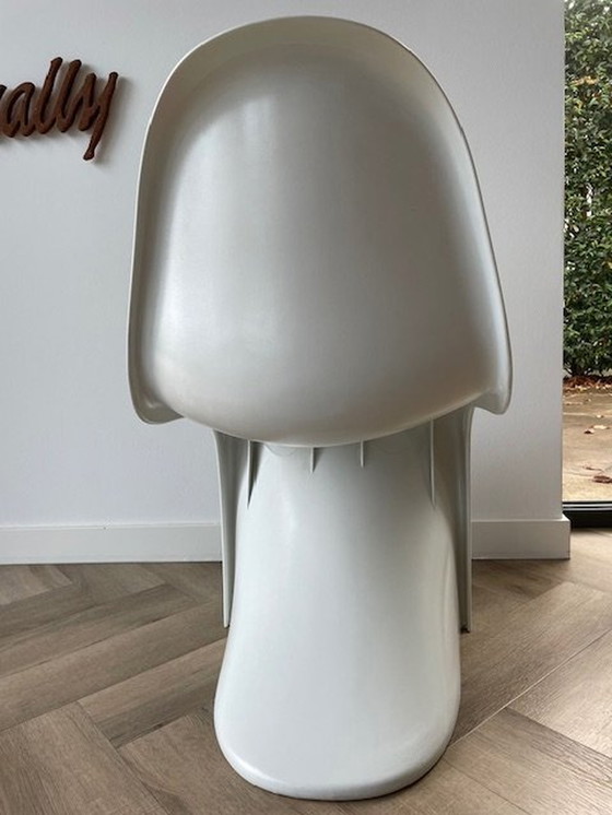 Image 1 of Space Age S-Shaped Design Chair White Plastic