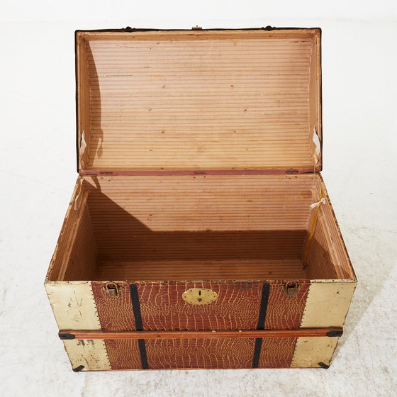 Image 1 of Travel trunk from 1920's