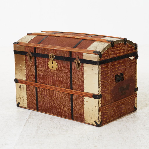 Travel trunk from 1920's