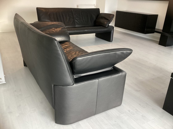 Image 1 of Two Jori Jr8700 sofas in black leather