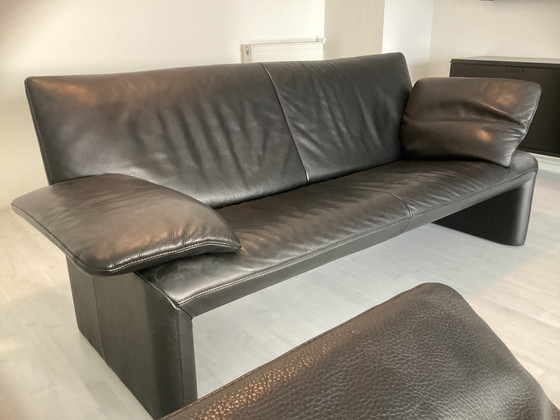 Image 1 of Two Jori Jr8700 sofas in black leather