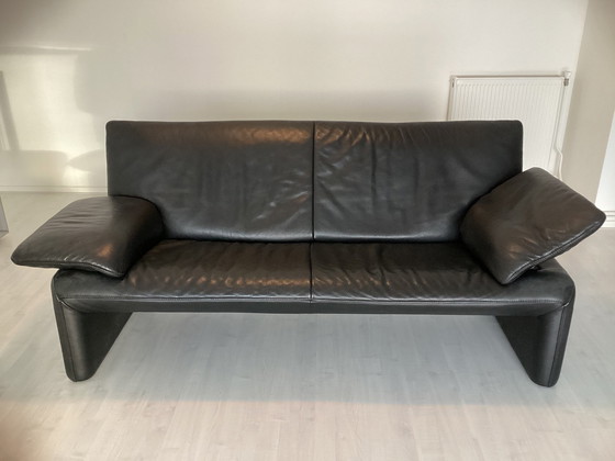 Image 1 of Two Jori Jr8700 sofas in black leather