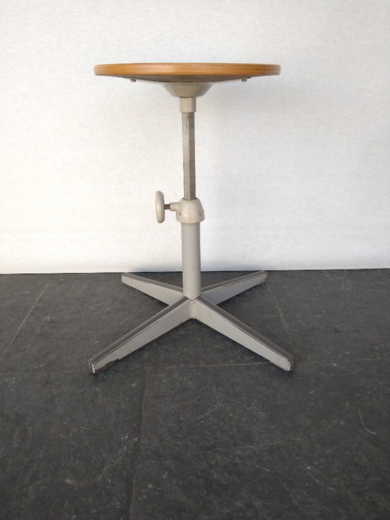 Image 1 of Friso Kramer for Ahrend The Circle Stool (tabouret circulaire)