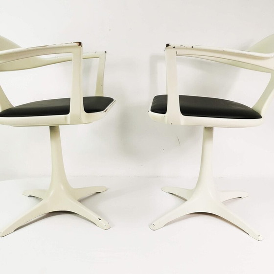 Image 1 of Pair of vintage Space age chairs by Konrad Schafer for Interlubke, Germany 1960s