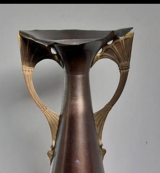 Image 1 of Grande vaso decorativo antico in rame in stile Art Nouveau