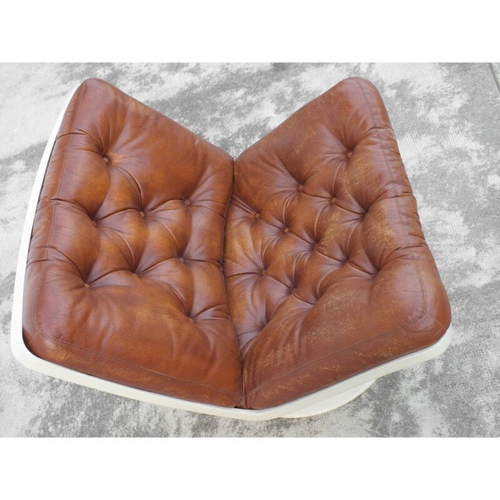 Image 1 of Vintage Space Age armchair in plastic and synthetic leather for Artifort, 1970
